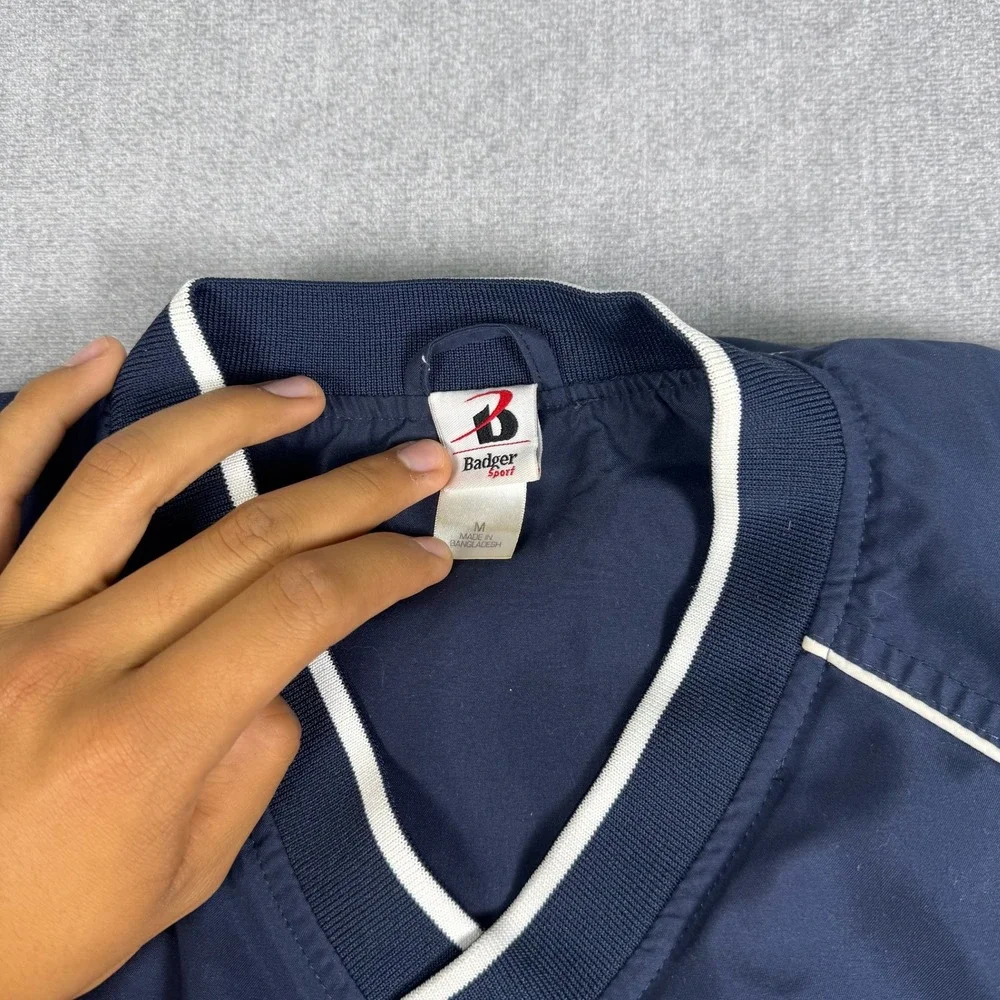 Badger Sport V-Neck Windshirt Pullover Windbreaker Mens Size M Navy Blue